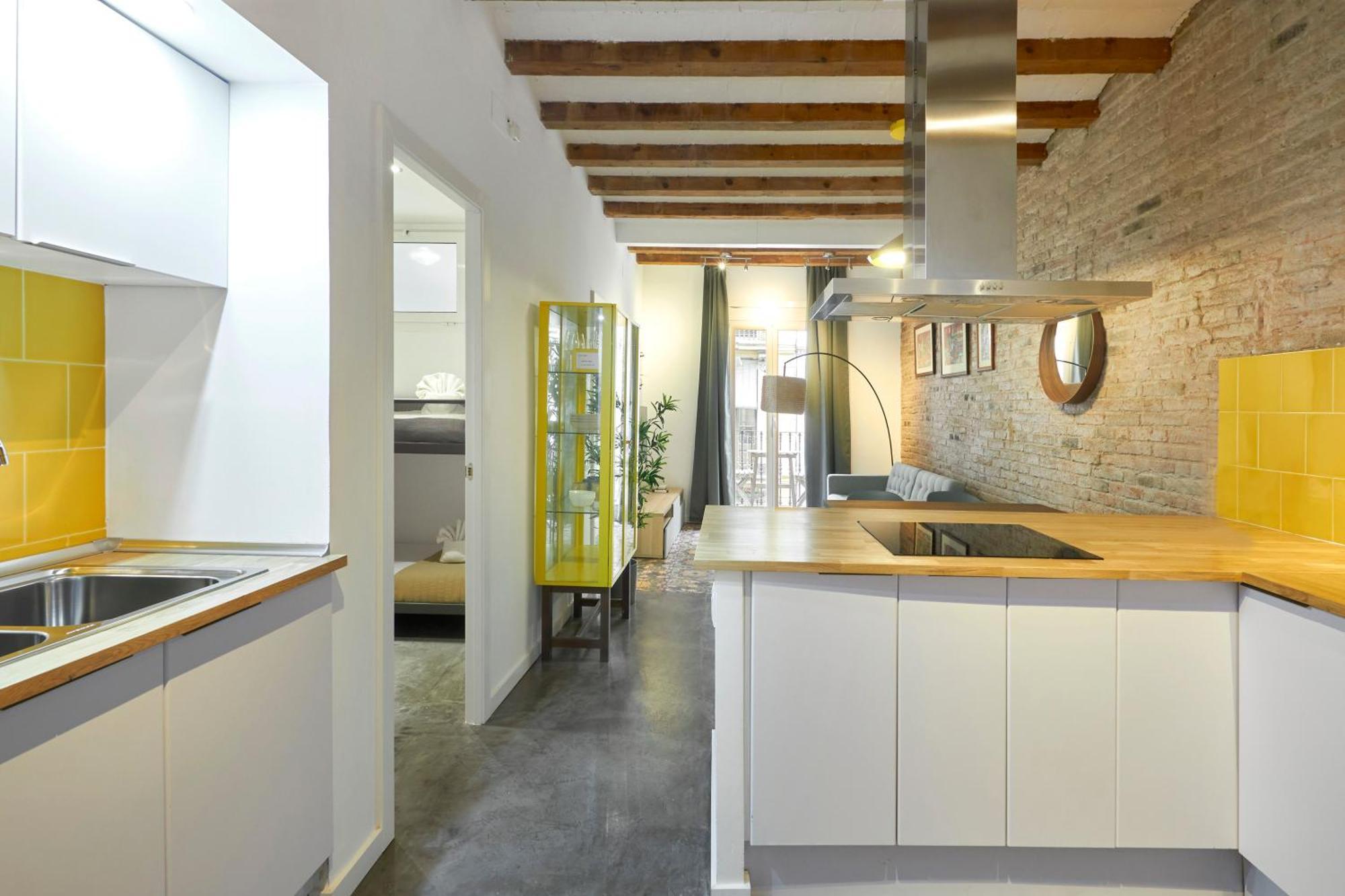 64 Apartment In A Typical Barcelona'S Old Building Bagian luar foto